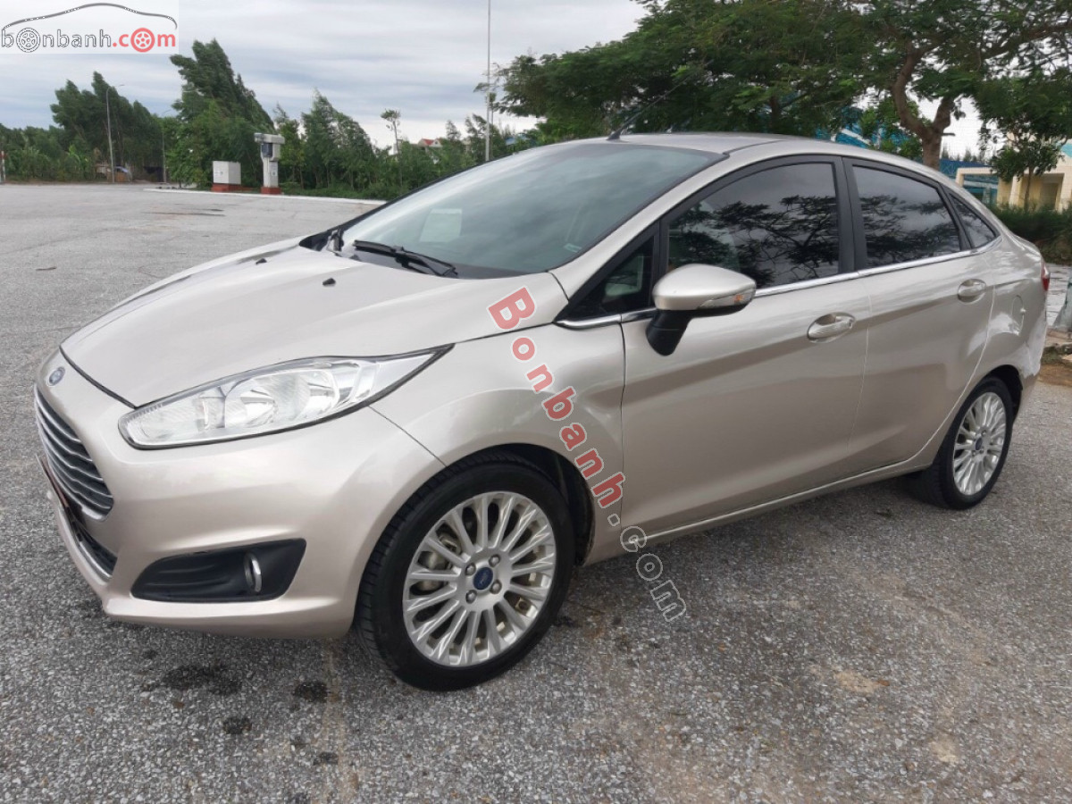 ford_fiesta_2018_cu